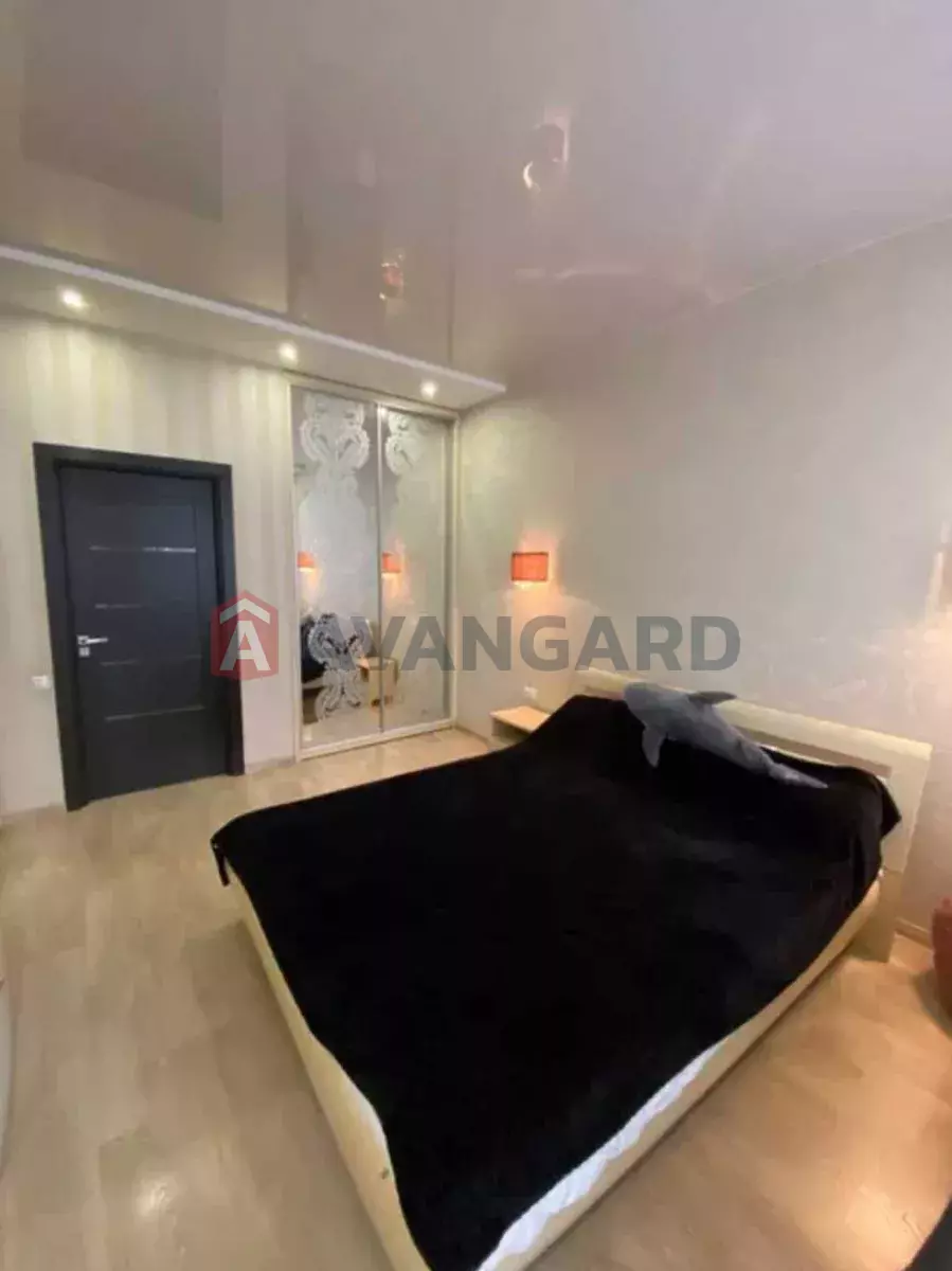 3 ��. ��������, 72/-/6 ��. �., 4/4 ������ ���� 7