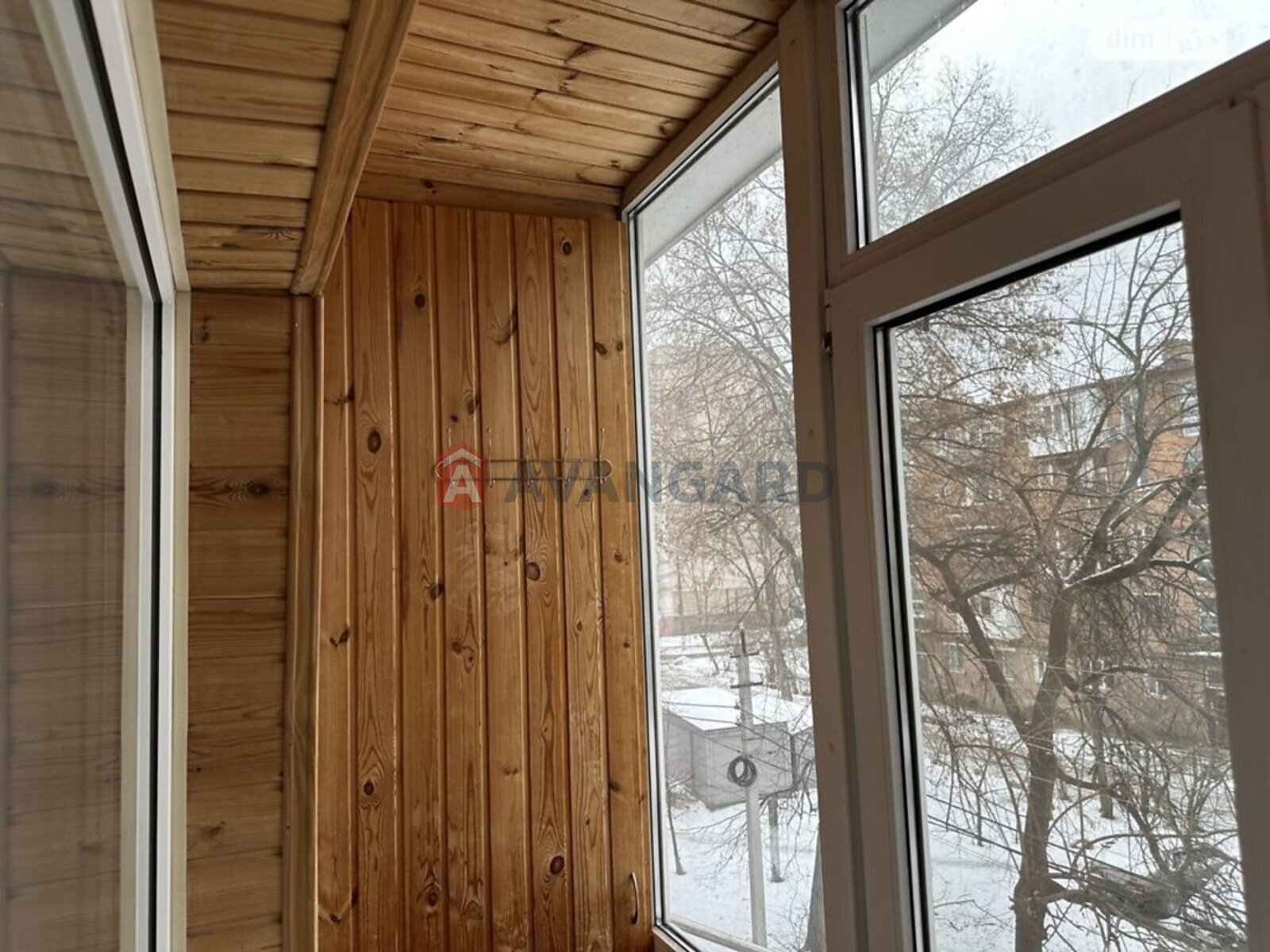 2 ��. ��������, 45/27/6 ��. �., 3/5 ������ ���� 10