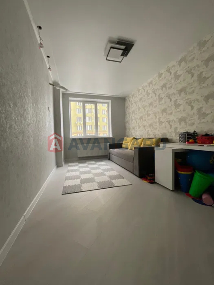 2 ��. ��������, 67/-/15 ��. �., 3/10 ������ ���� 13