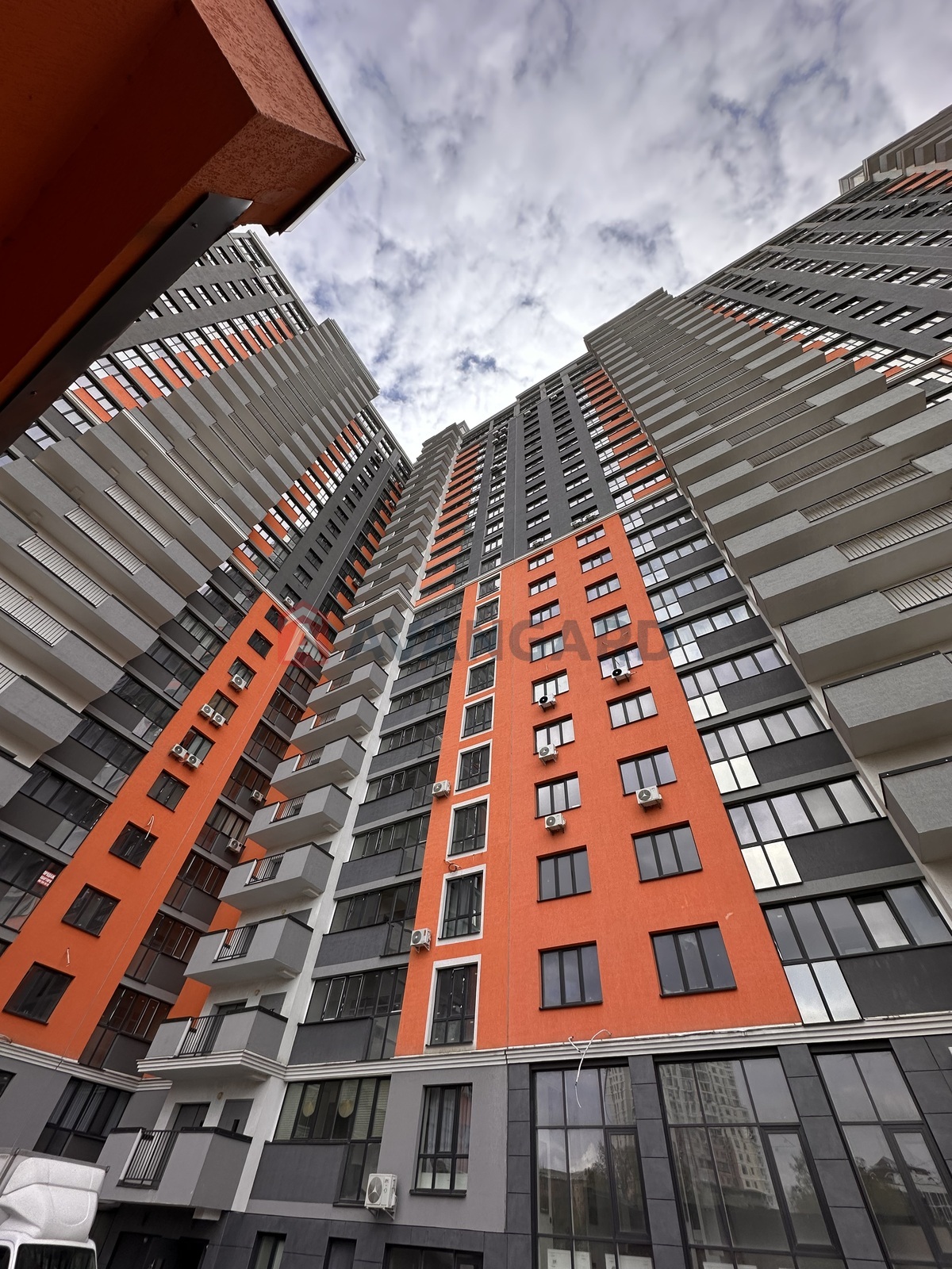 2 ����. ��������, 67,3/13,1/35,1 ��. �., 4/24 ���� ���� 2