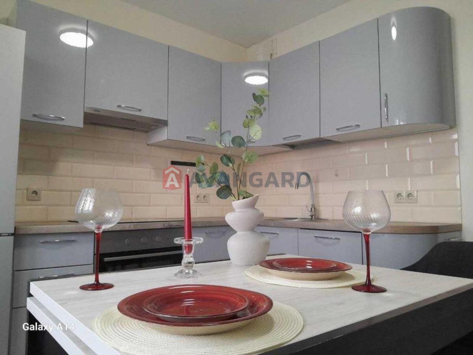 1 ��. ��������, 37/-/8 ��. �., 9/25 ������ ���� 1