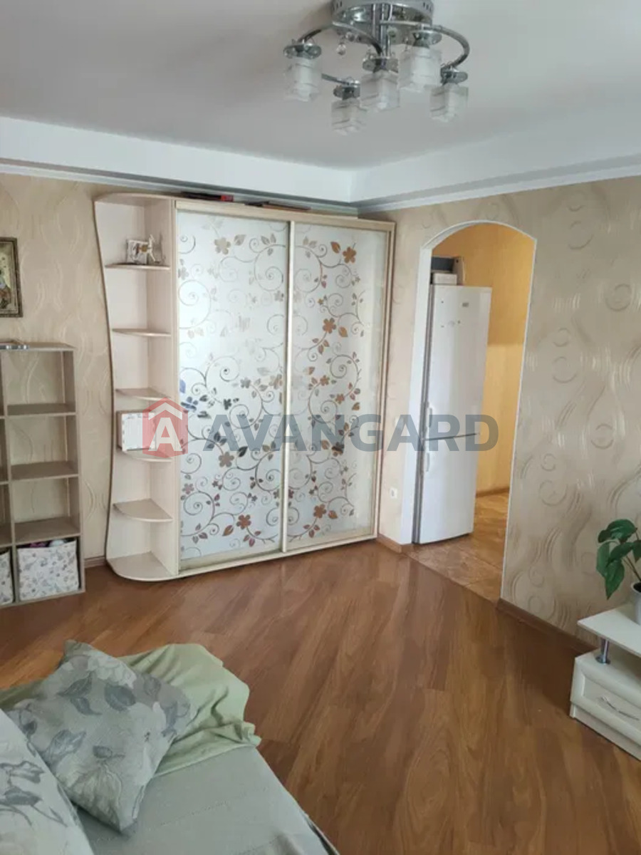 2 ��. ��������, 44/-/6 ��. �., 3/5 ������ ���� 16