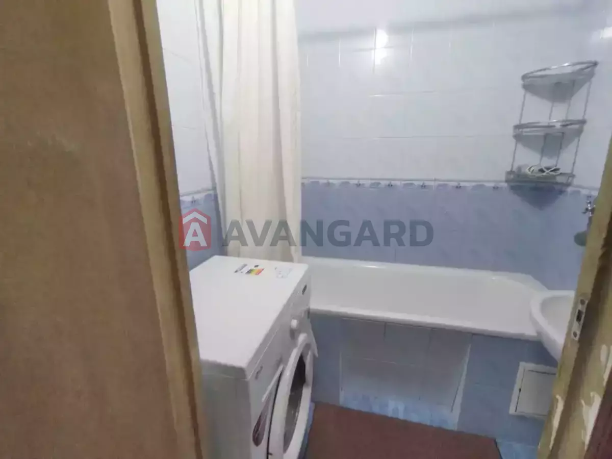 3 ��. ��������, 65/39/8 ��. �., 7/9 ������ ���� 7