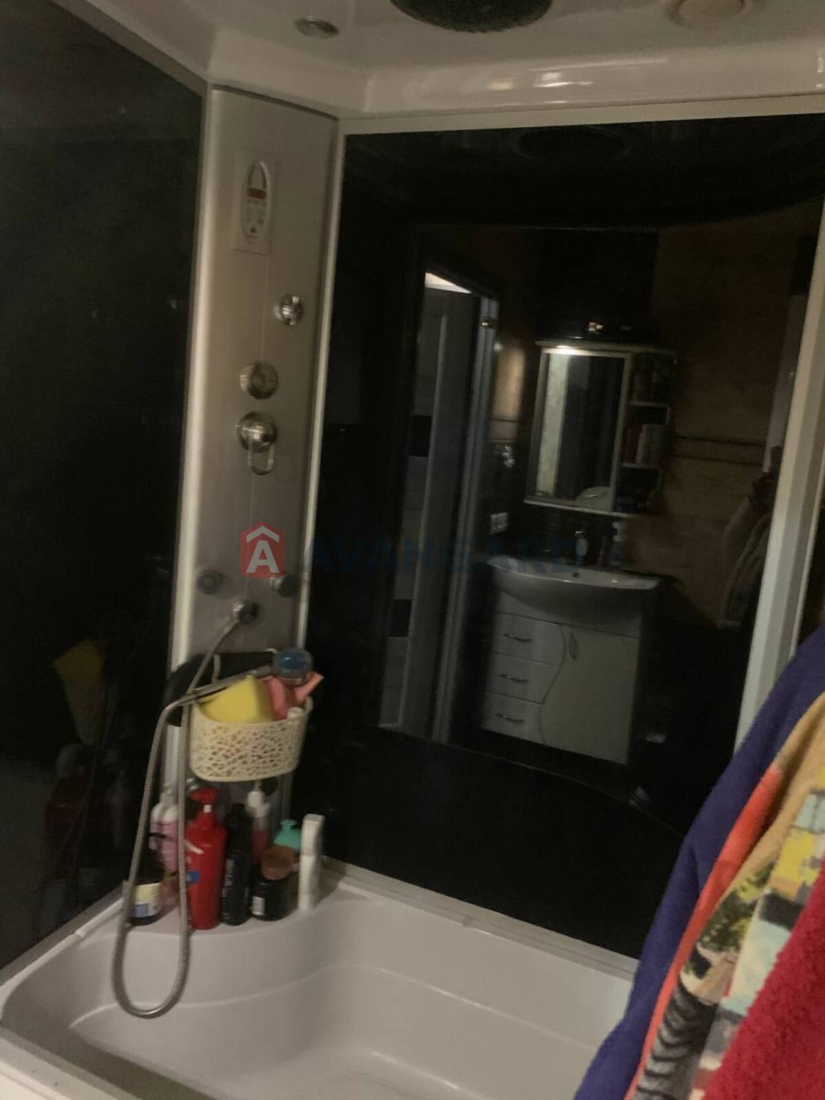 2 ��. ��������, 52/-/8 ��. �., 8/10 ������ ���� 6