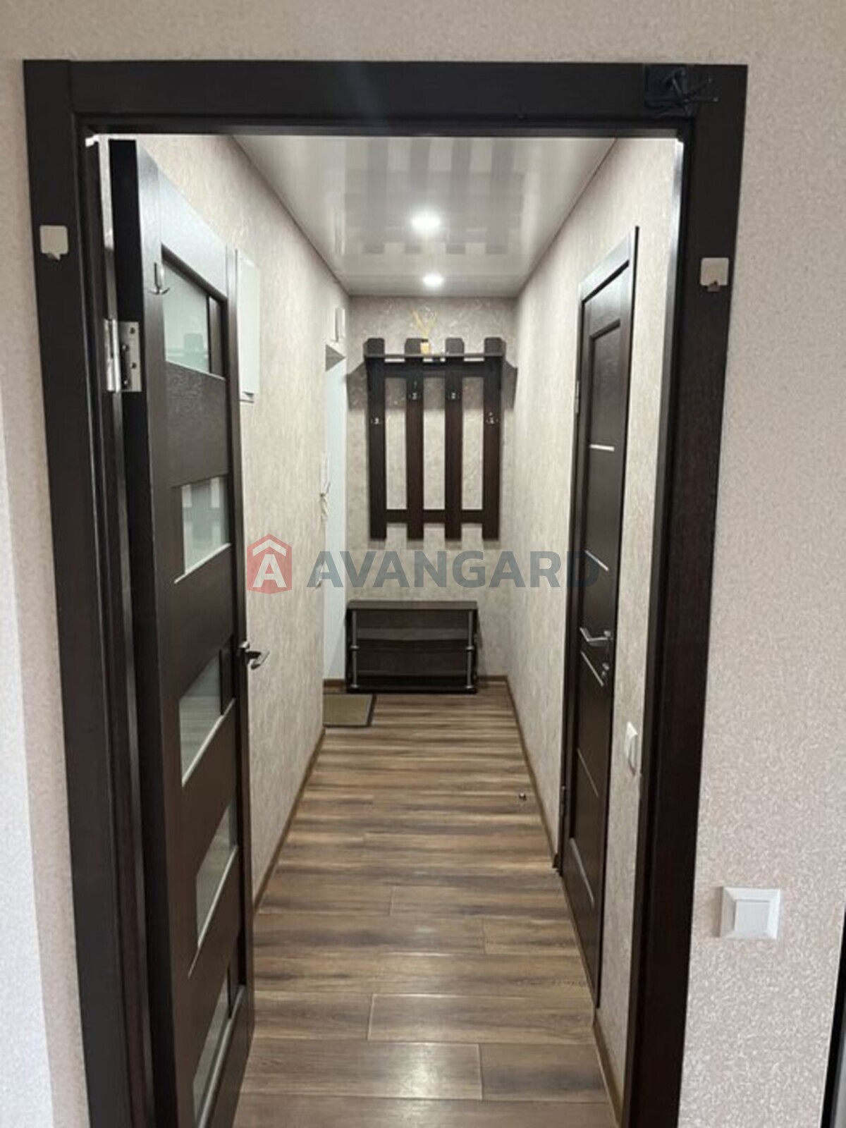 1 ����. ��������, 33/-/6 ��. �., 4/5 ���� ���� 12