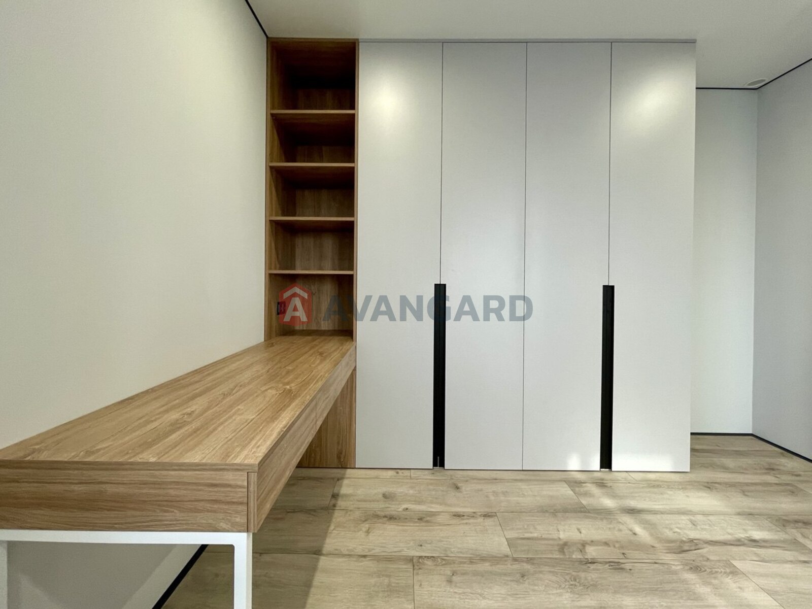 2 ��. ��������, 77,4/-/14,5 ��. �., 10/17 ������ ���� 4