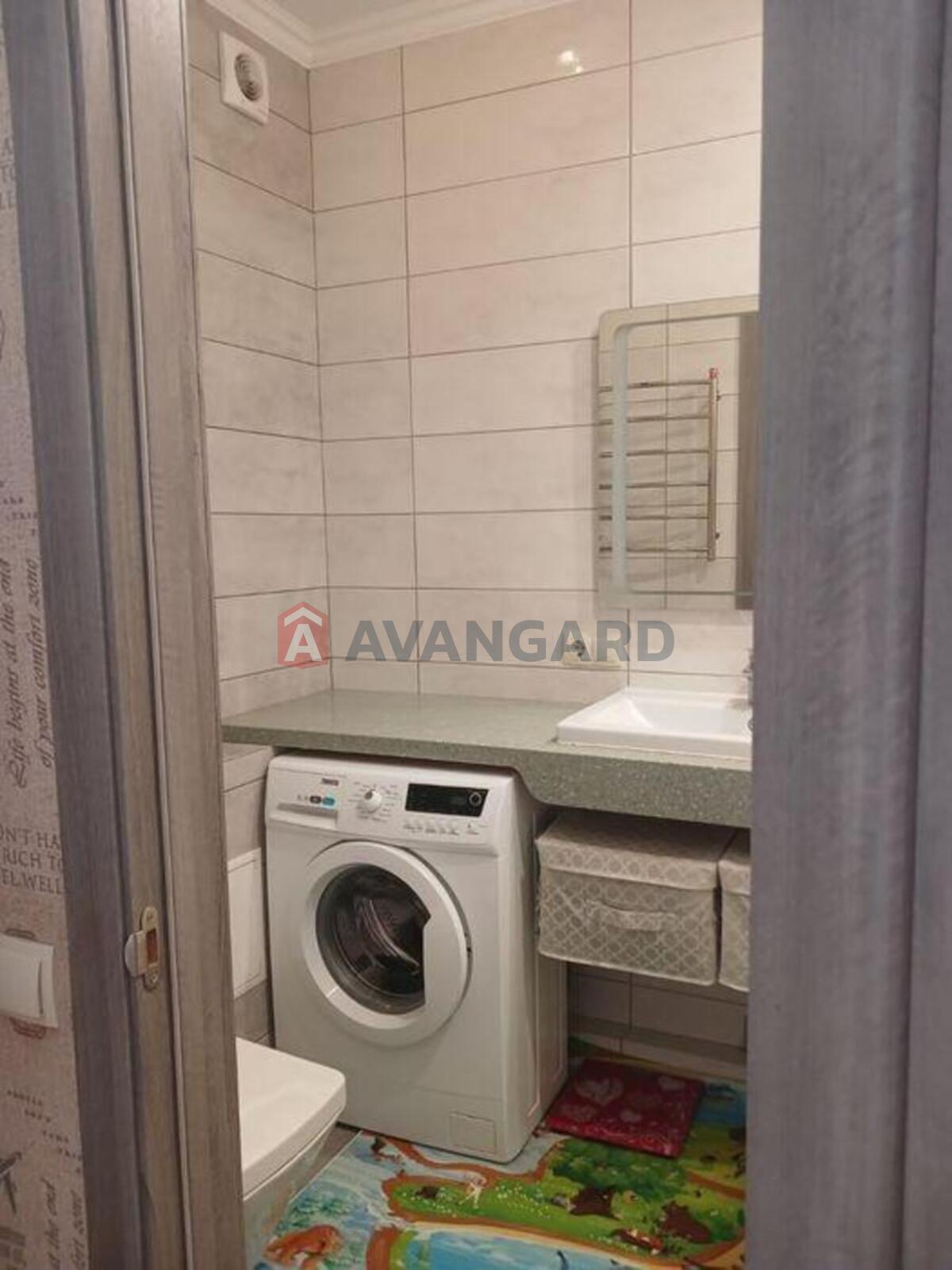 1 ����. ��������, 36/-/12 ��. �., 18/19 ���� ���� 7