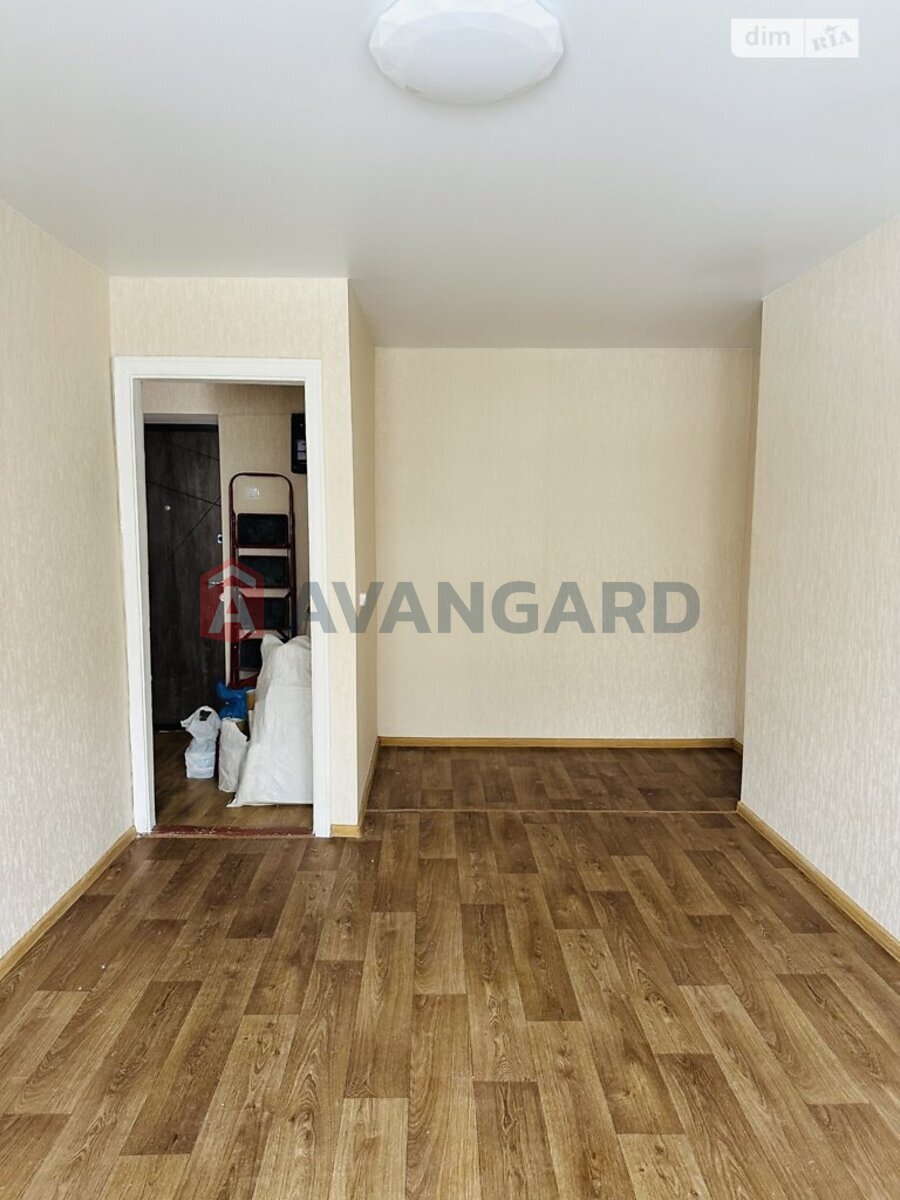 1 ��. ��������, 27/16/5 ��. �., 3/4 ������ ���� 2