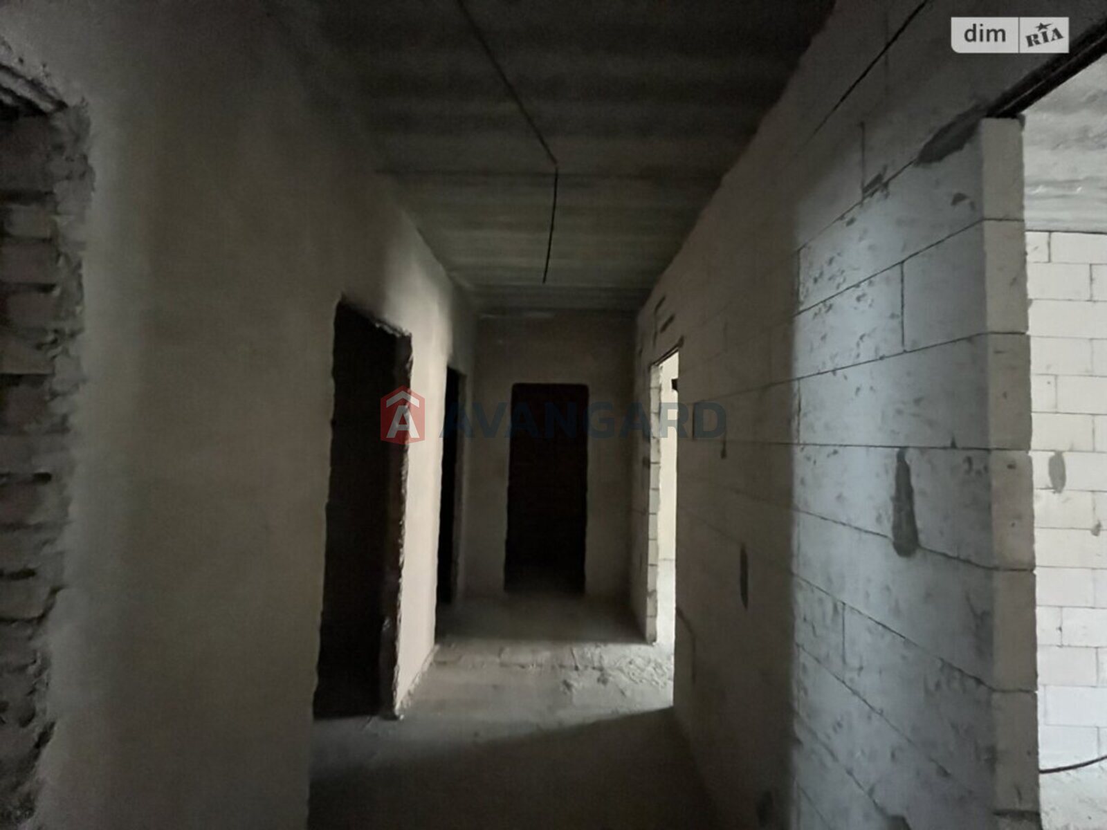 2 ����. ��������, 76/37/15 ��. �., 9/10 ���� ���� 13