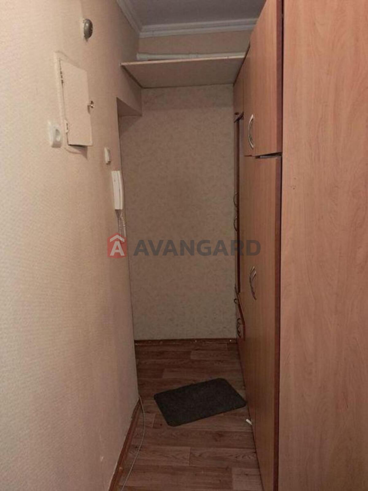 1 ��. ��������, 32/-/6 ��. �., 2/5 ������ ���� 7