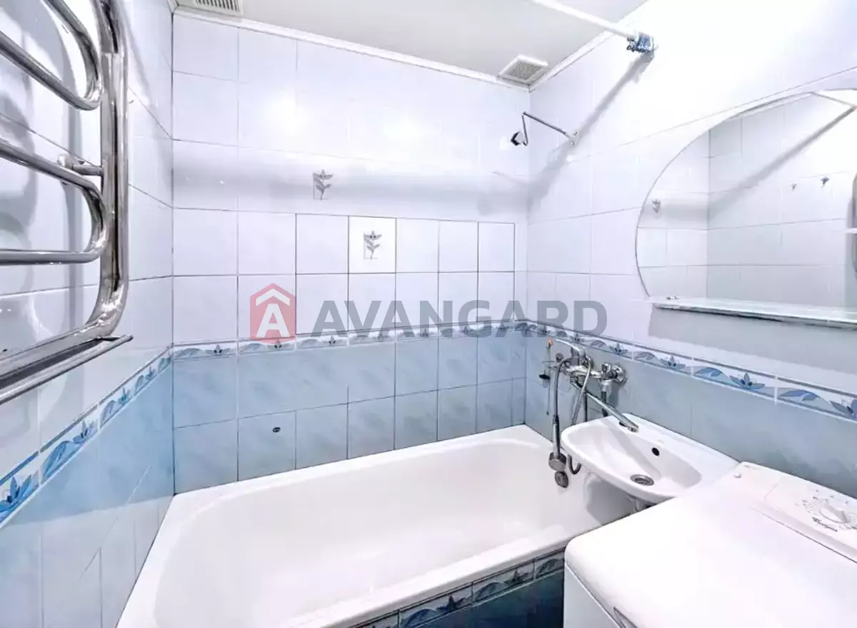 3 ��. ��������, 73/40/9 ��. �., 14/14 ������ ���� 6