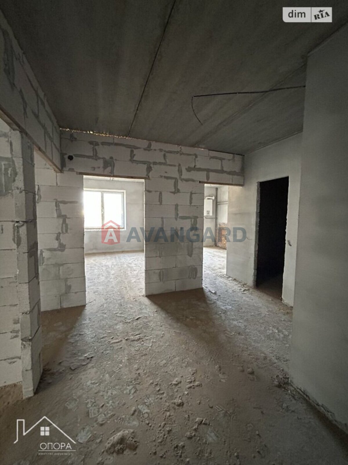 3 ��. ��������, 82/41/20 ��. �., 6/9 ������ ���� 17