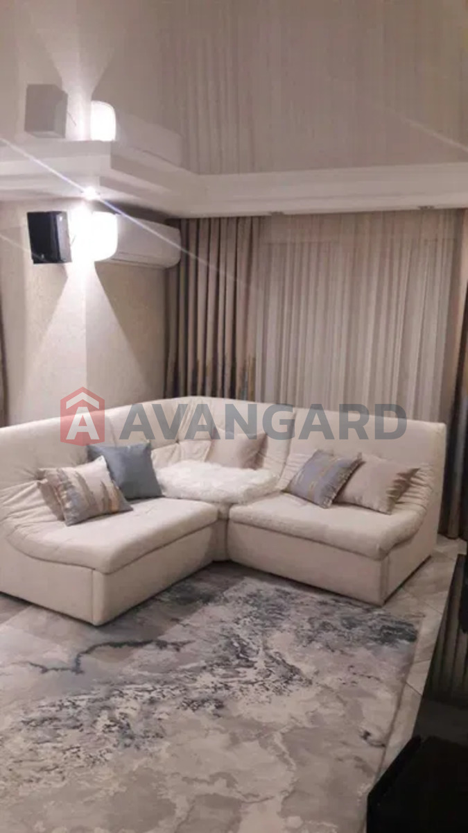 4 ��. ��������, 108/-/37 ��. �., 6/8 ������ ���� 20