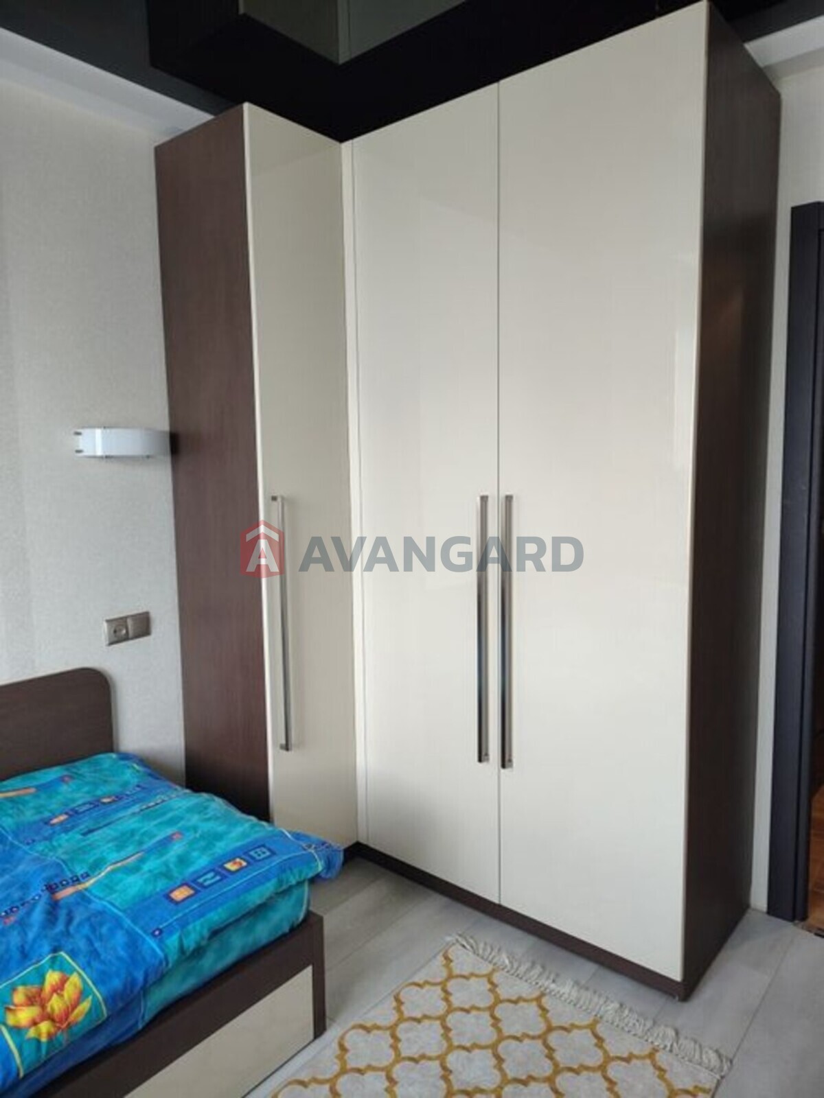 4 ��. ��������, 88/-/16 ��. �., 6/9 ������ ���� 3