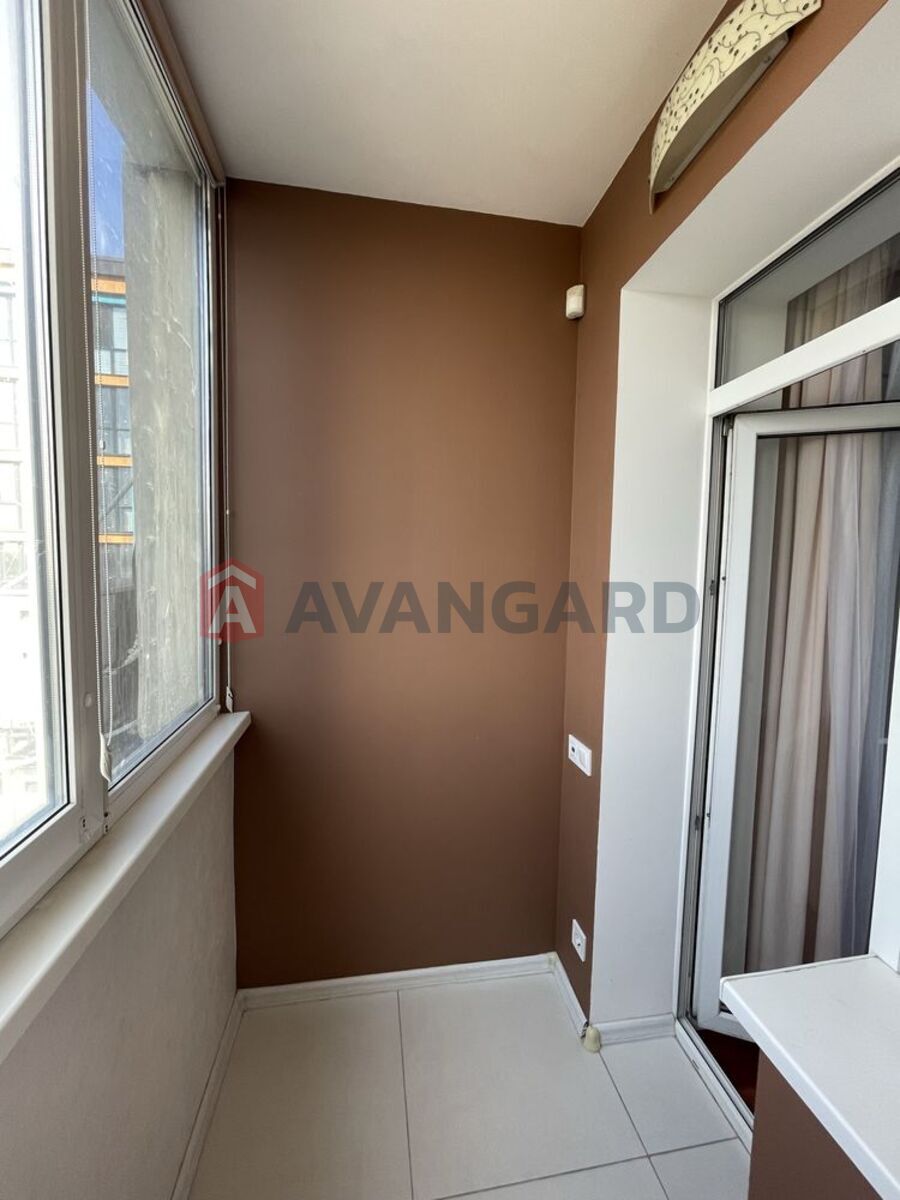 3 ��. ��������, 70/-/6 ��. �., 8/11 ������ ���� 14