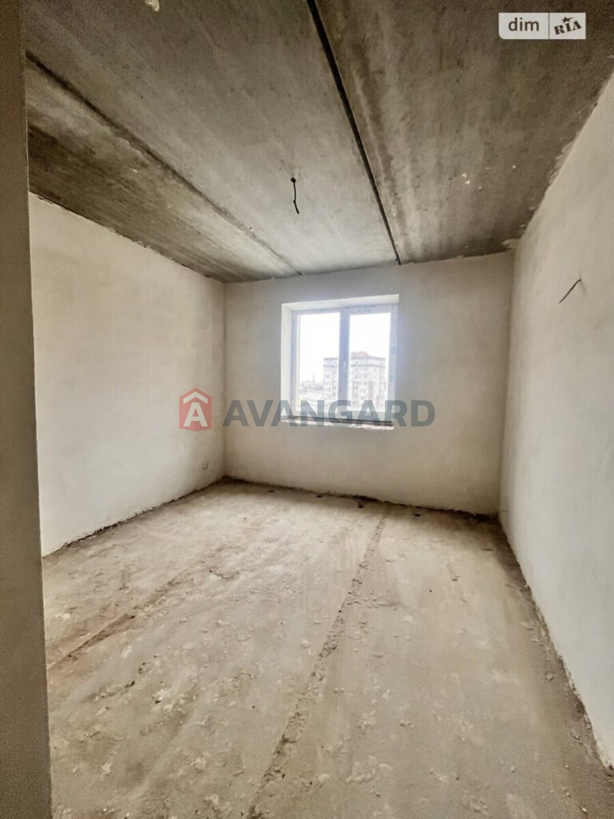 3 ��. ��������, 95/-/- ��. �., 7/10 ������ ���� 4