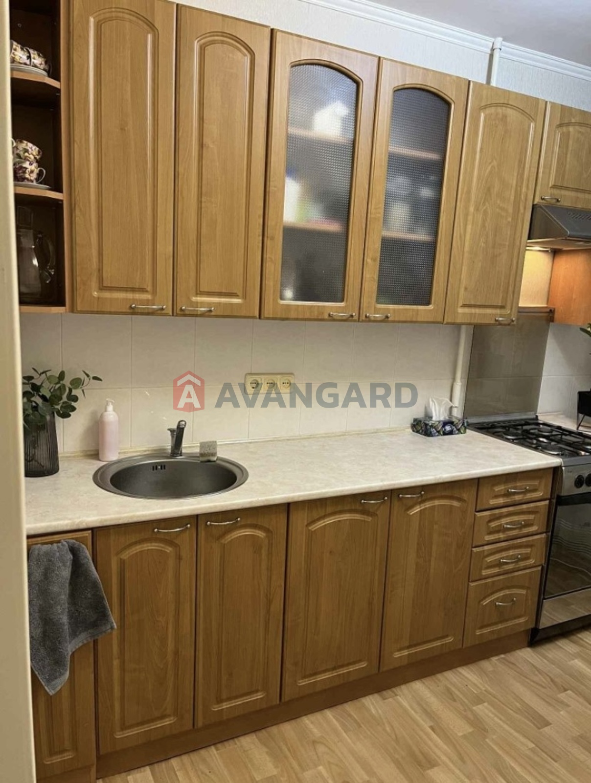 2 ��. ��������, 49/38/9 ��. �., 4/9 ������ ���� 1