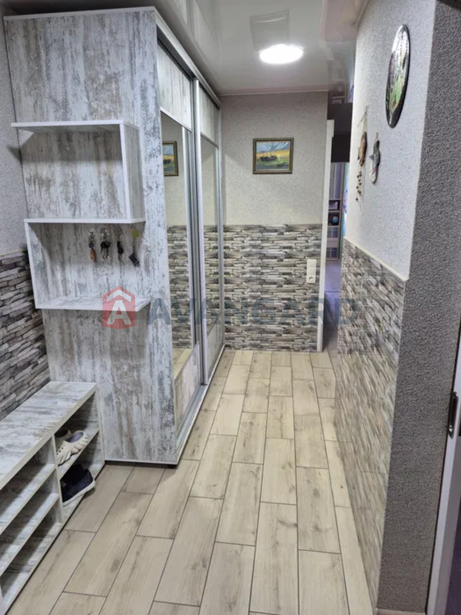 3 ��. ��������, 74/-/12 ��. �., 10/14 ������ ���� 3