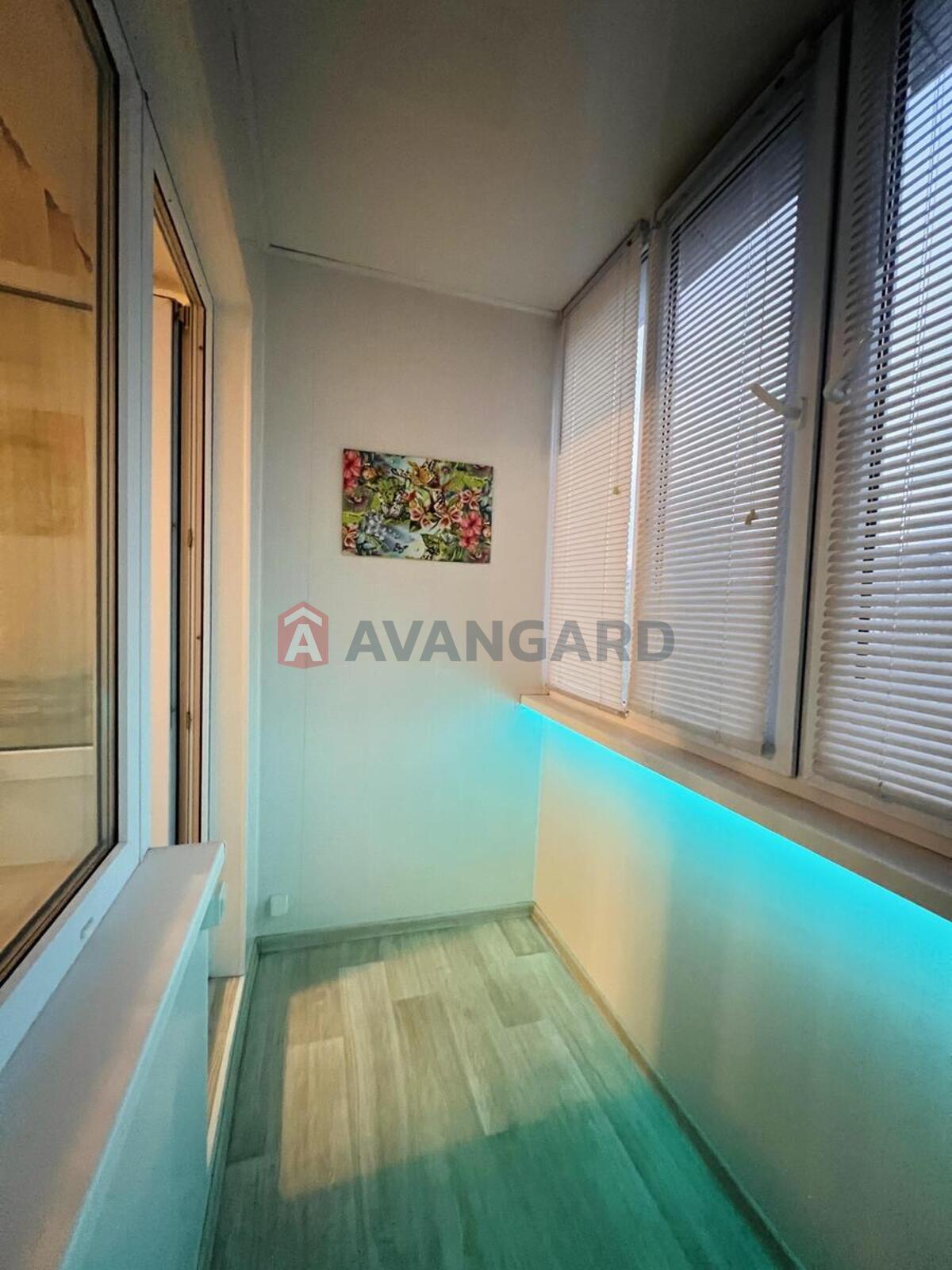 1 ��. ��������, 33/-/7 ��. �., 4/9 ������ ���� 6