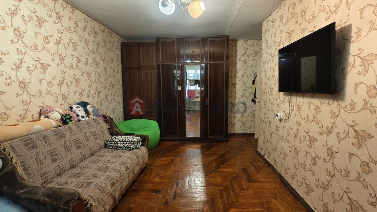 2 ��. ��������, 48/29/7 ��. �., 2/9 ������ ���� 1