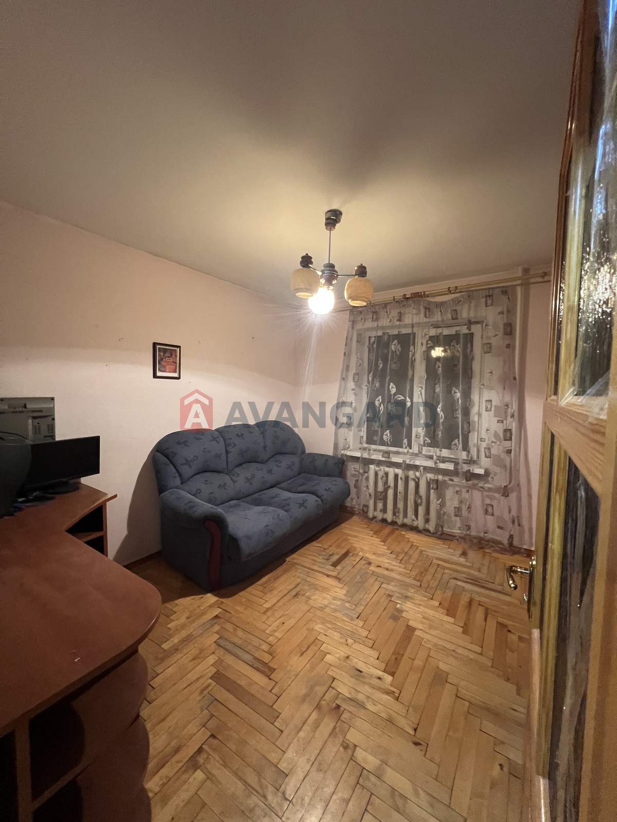 3 ����. ��������, 66/-/9 ��. �., 3/9 ���� ���� 5