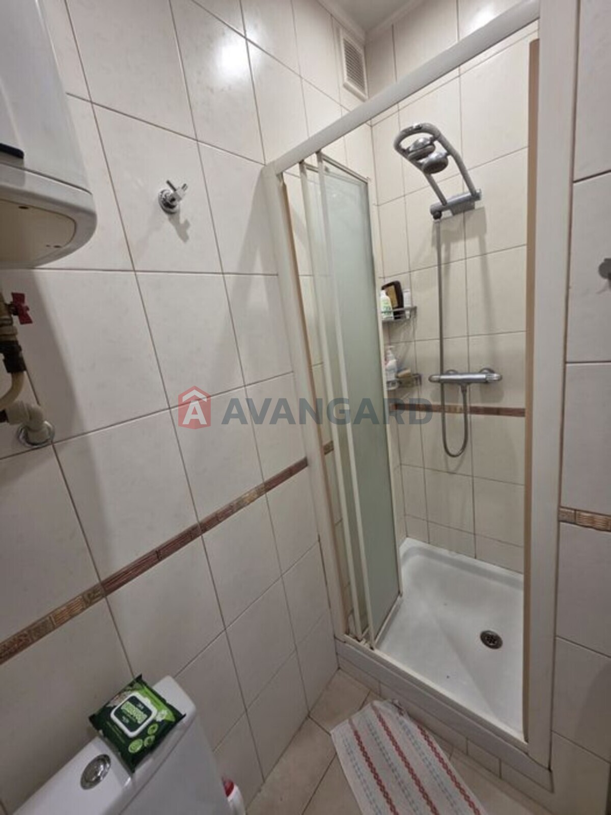 4 ��. ��������, 110/-/20 ��. �., 4/4 ������ ���� 11