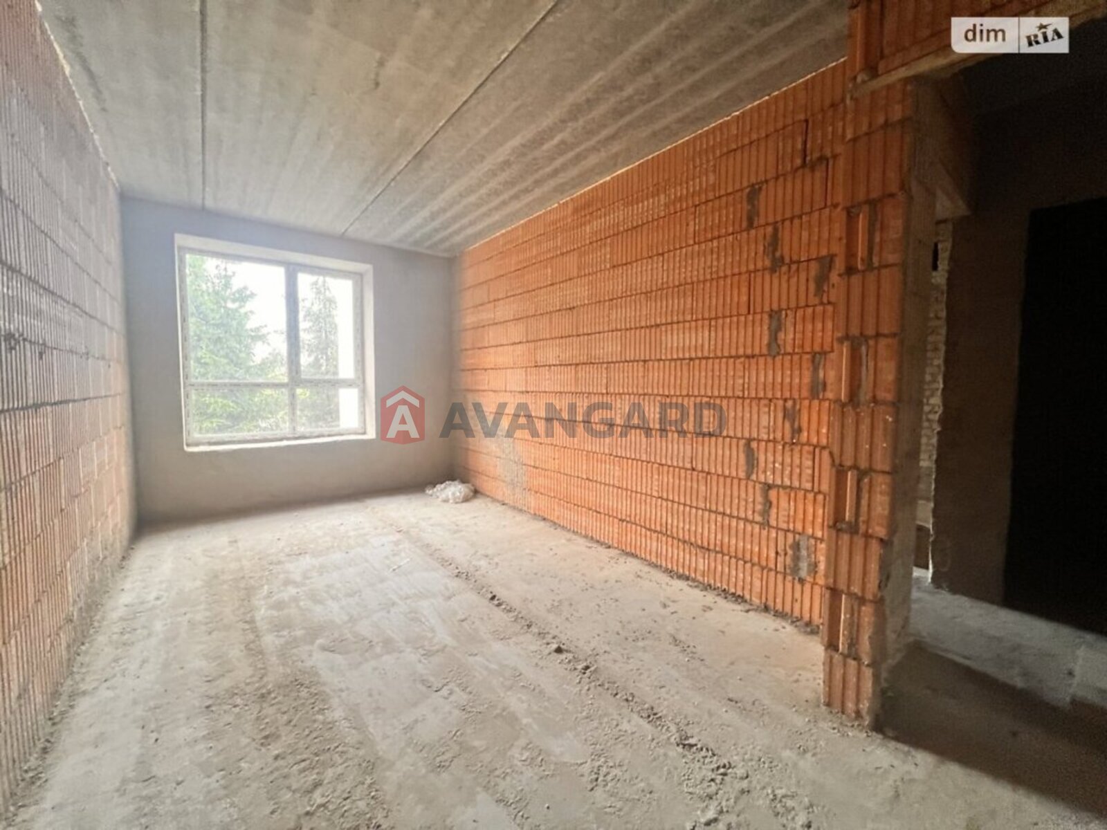 2 ��. ��������, 72/38/17 ��. �., 2/11 ������ ���� 3