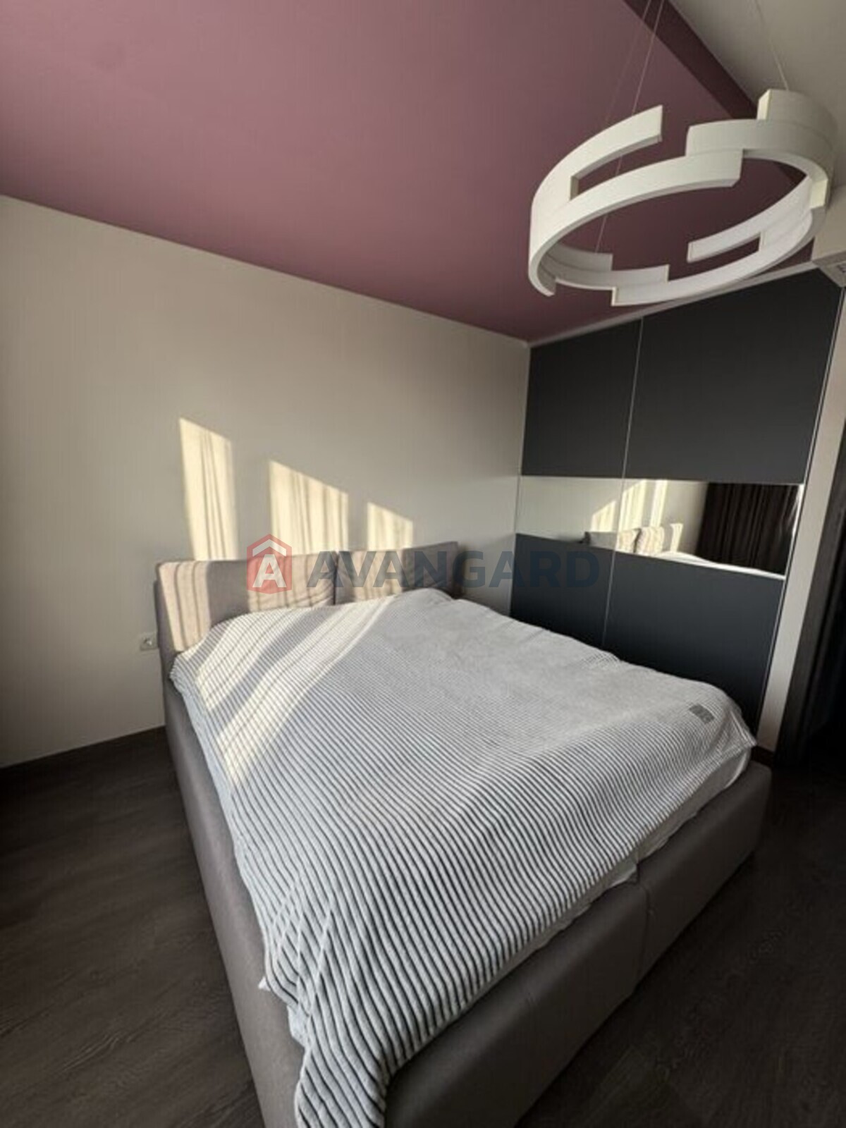 3 ��. ��������, 85/-/13 ��. �., 10/11 ������ ���� 21