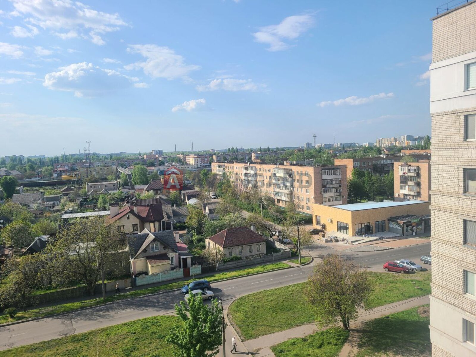 4 . , 81/-/7 . ., 8/9   3