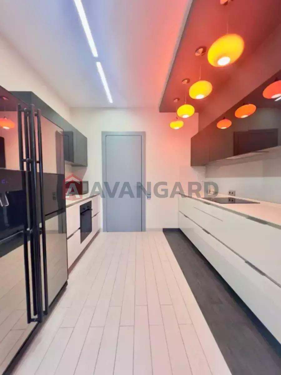 2 ��. ��������, 63/-/10 ��. �., 6/12 ������ ���� 12