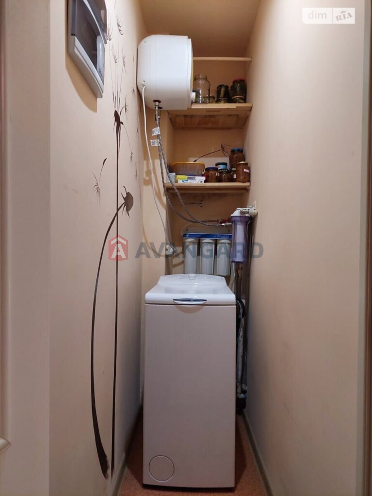 3 ����. ��������, 66/-/- ��. �., 8/9 ���� ���� 2