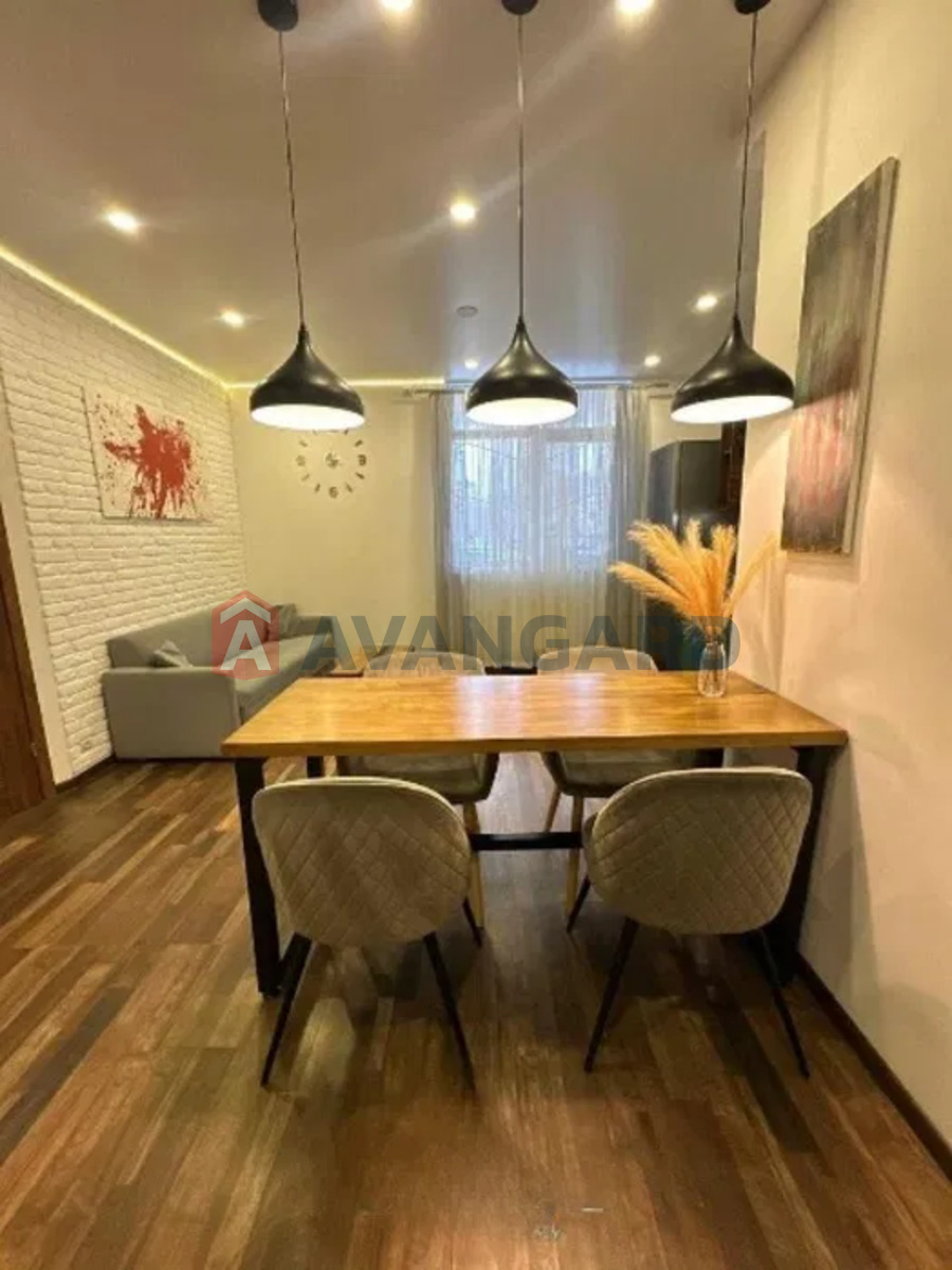 1 ��. ��������, 48/-/25 ��. �., 1/25 ������ ���� 6