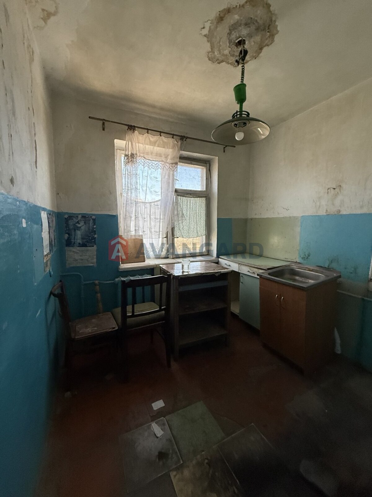 1 ��. ��������, 33/19/5 ��. �., 5/5 ������ ���� 3