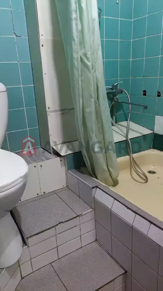 1 ����. ��������, 30/-/8 ��. �., 2/6 ���� ���� 9