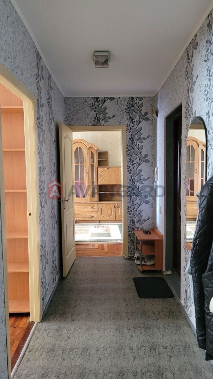 2 ��. ��������, 50/-/10 ��. �., 7/9 ������ ���� 17