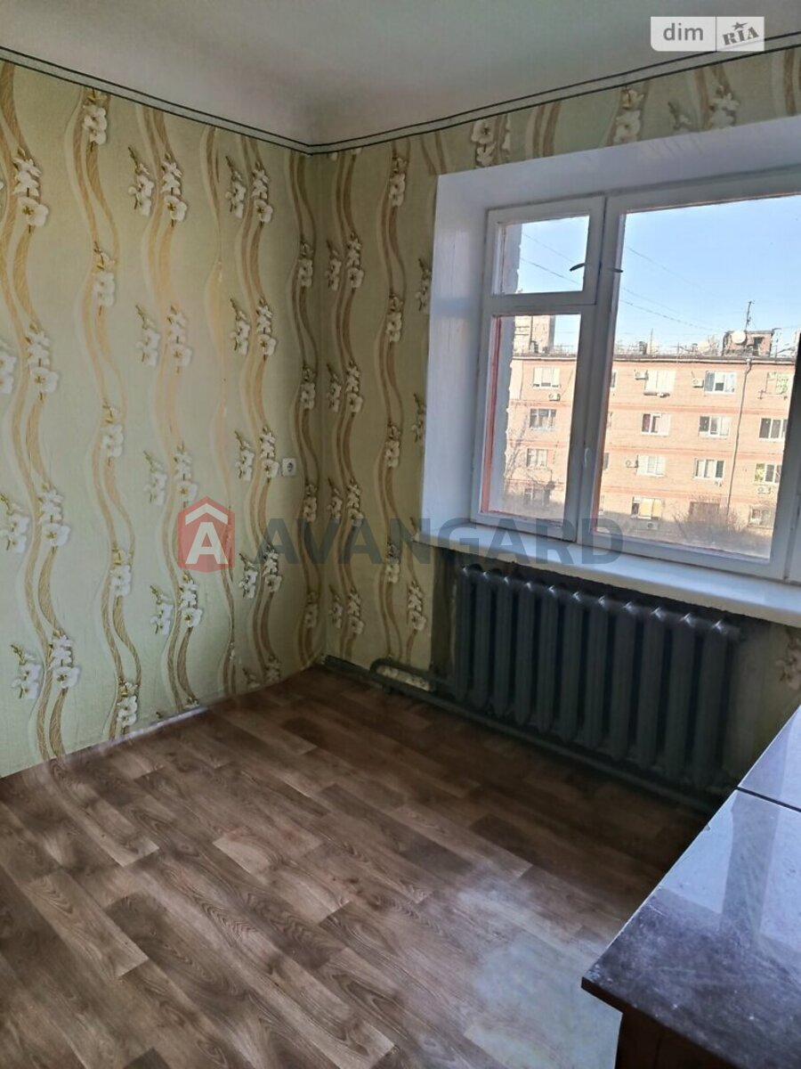 1 ����. ��������, 18/13/5 ��. �., 5/5 ���� ���� 2