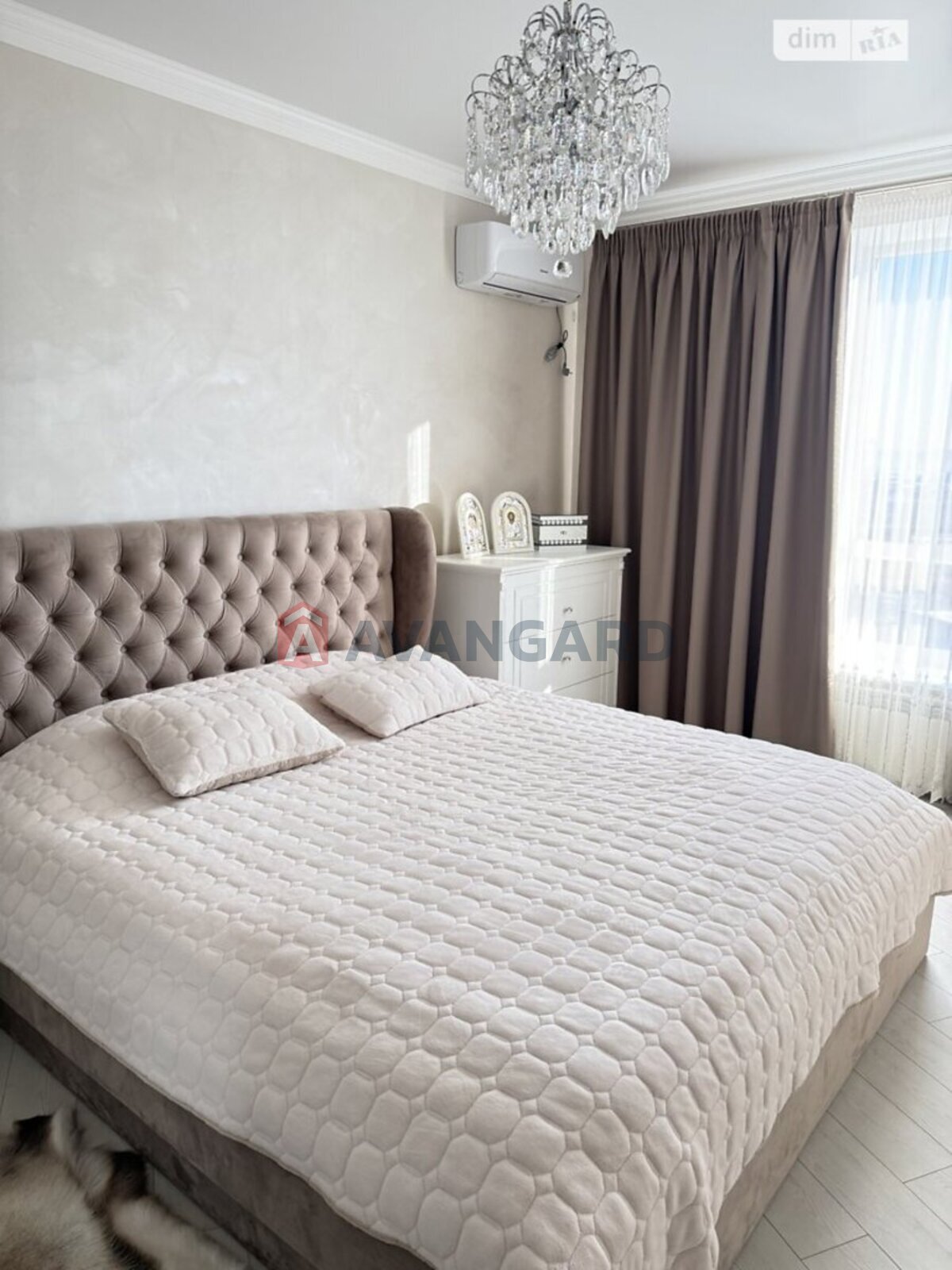 2 . , 70/-/17 . ., 8/9   3