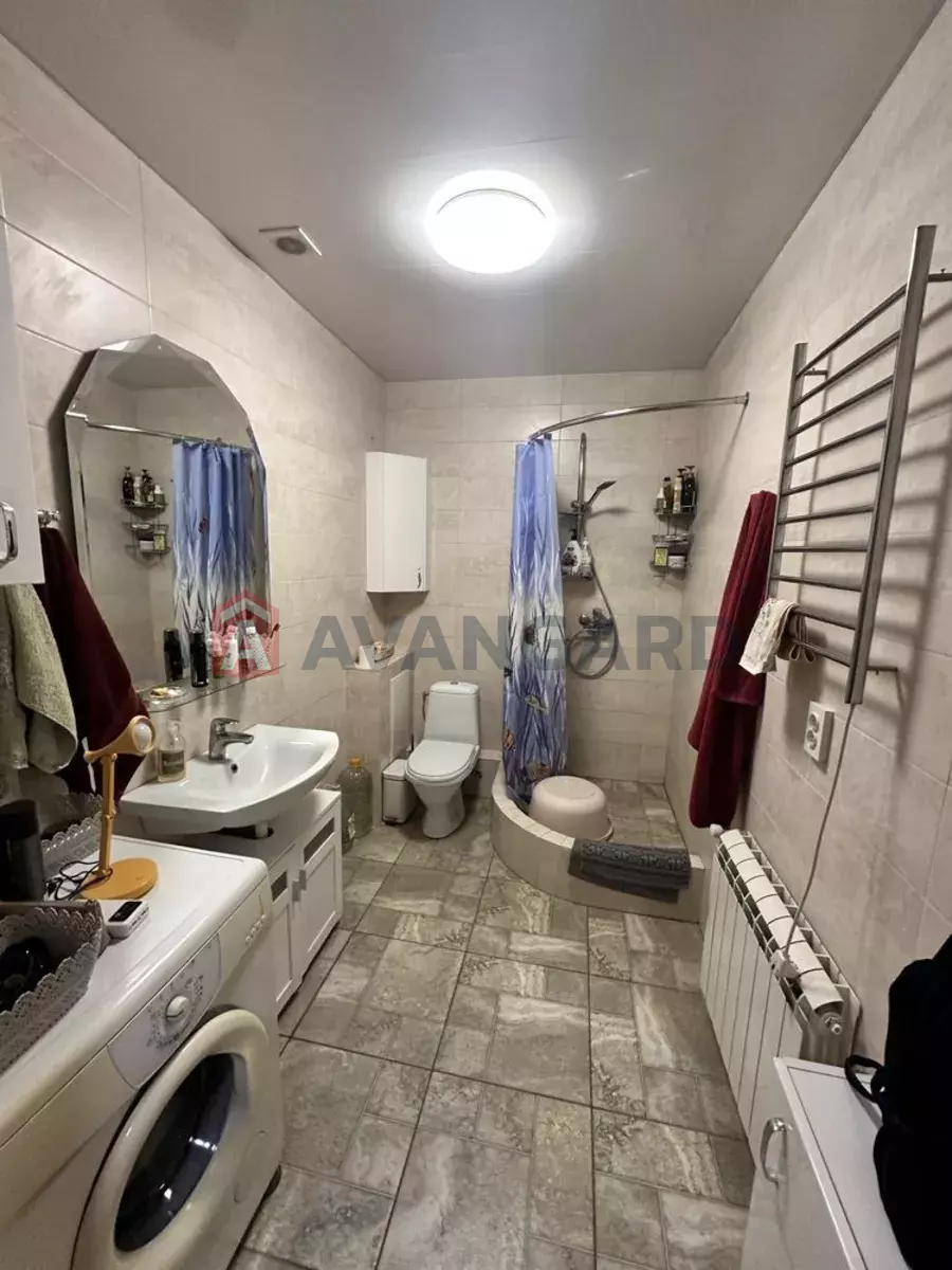 3 ����. ��������, 71/-/10 ��. �., 3/5 ���� ���� 4