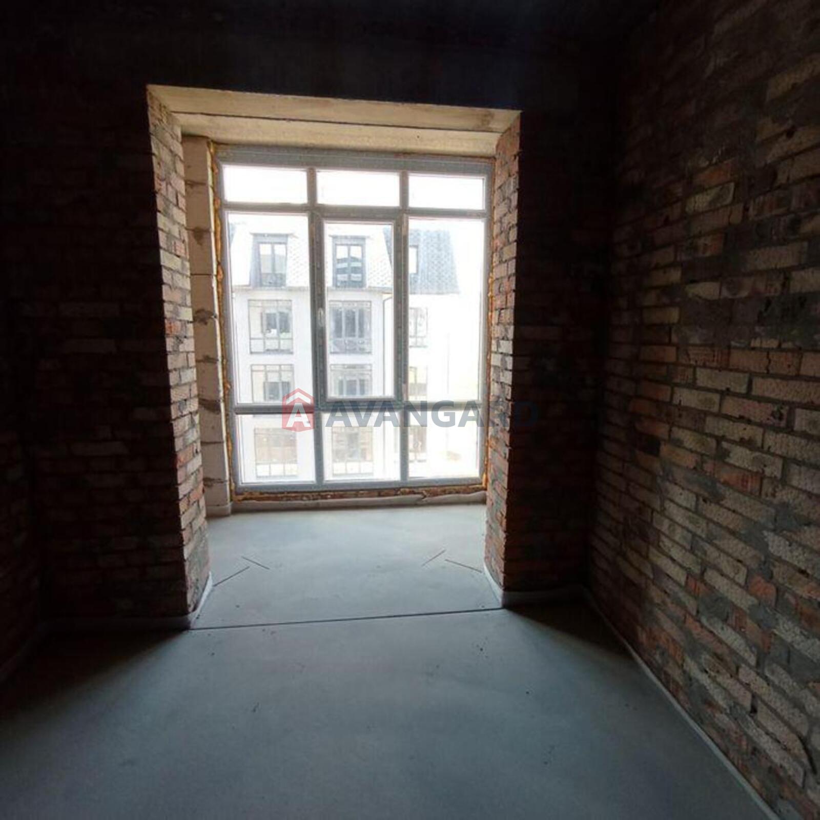 3 ��. ��������, 78/-/15 ��. �., 4/5 ������ ���� 6