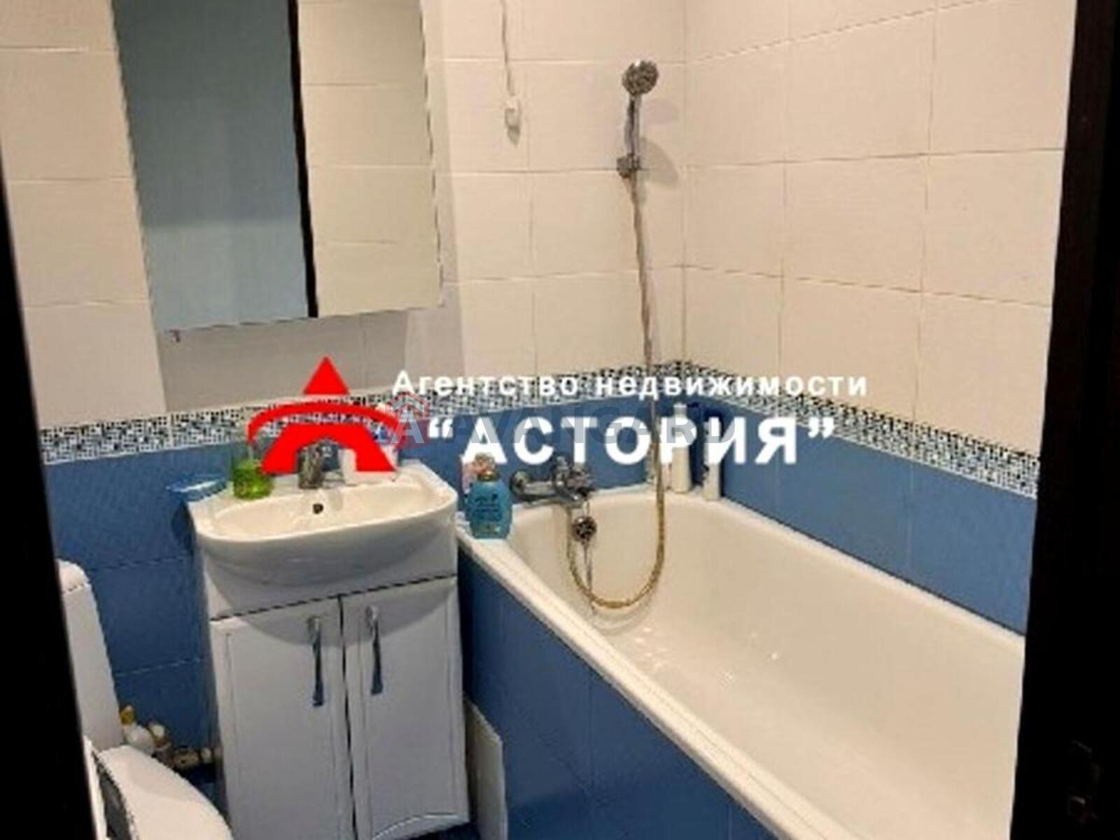 2 ��. ��������, 45/27/7 ��. �., 4/5 ������ ���� 14