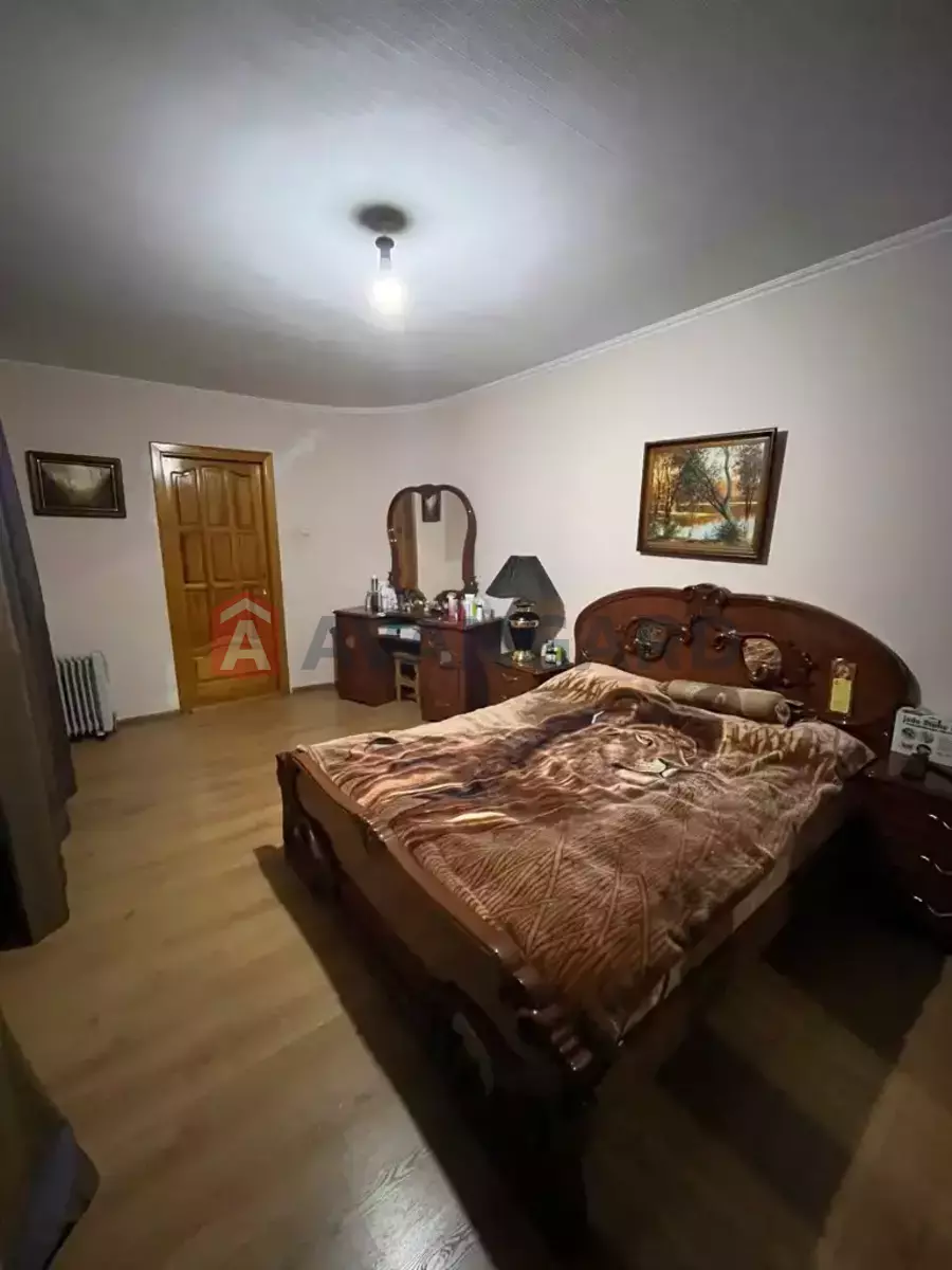 3 ����. ��������, 90/-/13 ��. �., 4/5 ���� ���� 17