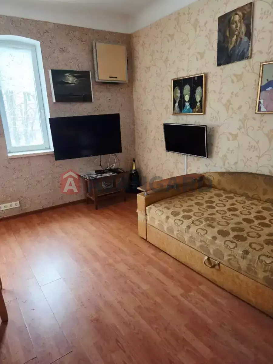 1 ��. ��������, 24/15/7 ��. �., 2/2 ������ ���� 6