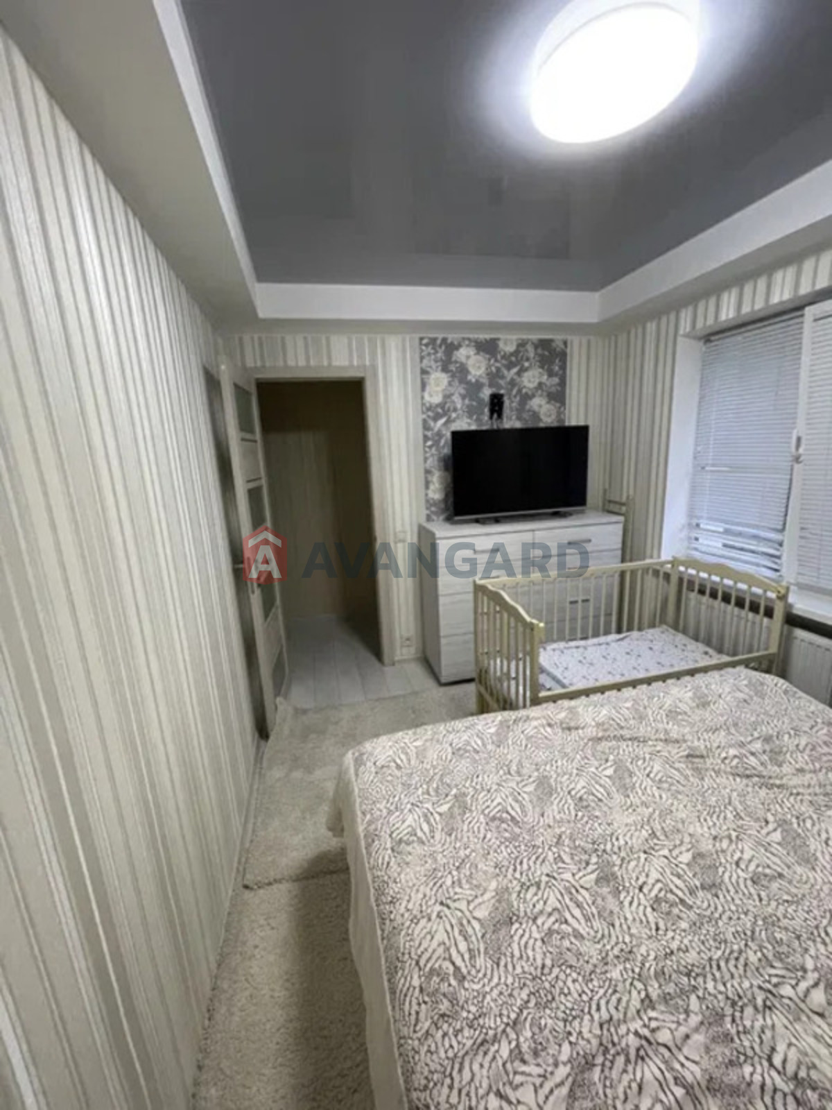 2 ��. ��������, 46/-/6 ��. �., 3/5 ������ ���� 9