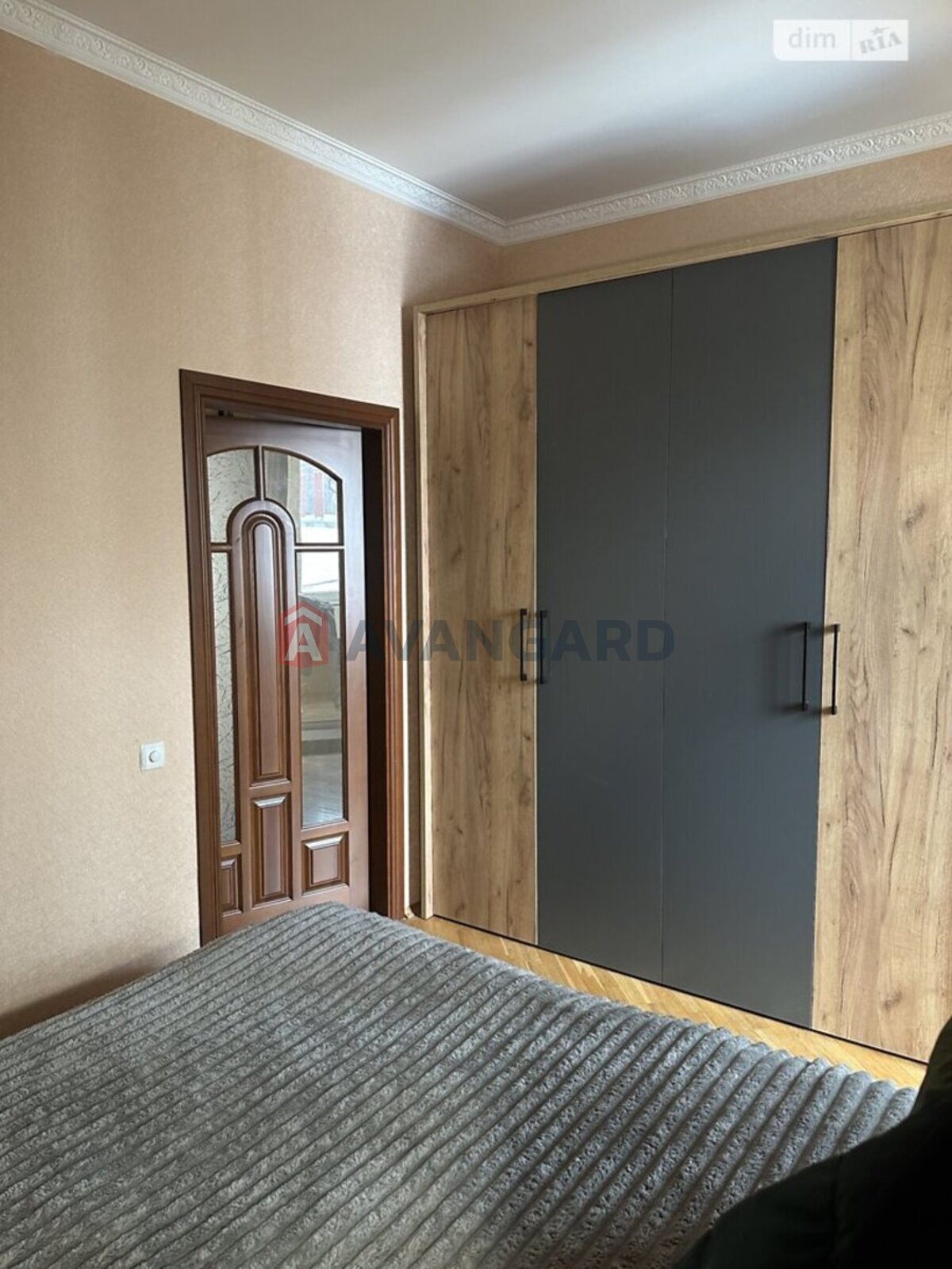 2 ����. ��������, 53/-/- ��. �., 2/2 ���� ���� 5