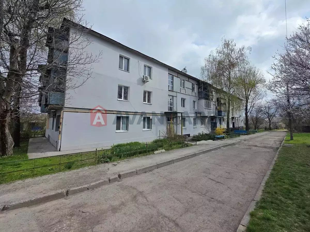 3 ����. ��������, 64/-/- ��. �., 2/3 ���� ���� 18