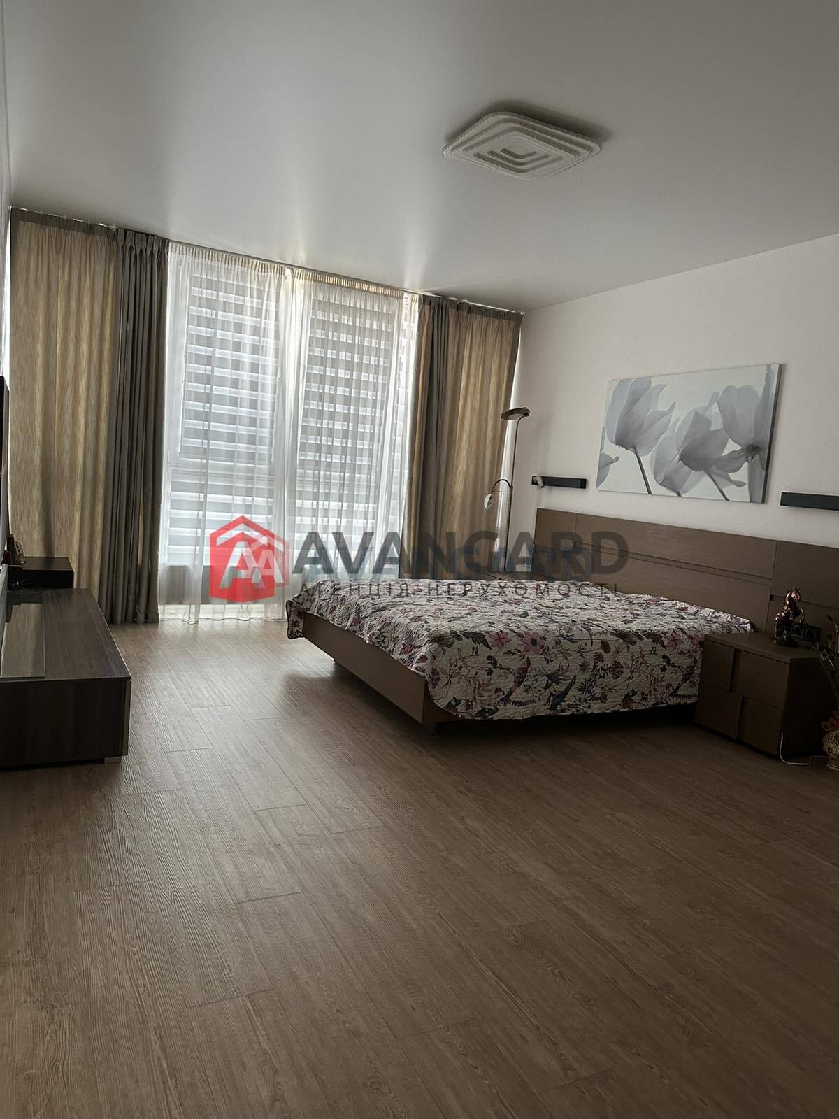 2 ��. ��������, 74/-/17 ��. �., 6/7 ������ ���� 5