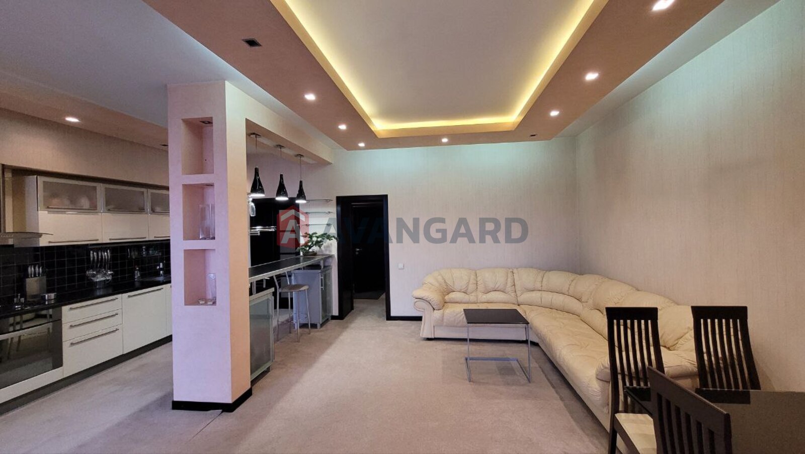 4 ��. ��������, 150/-/41 ��. �., 7/12 ������ ���� 9