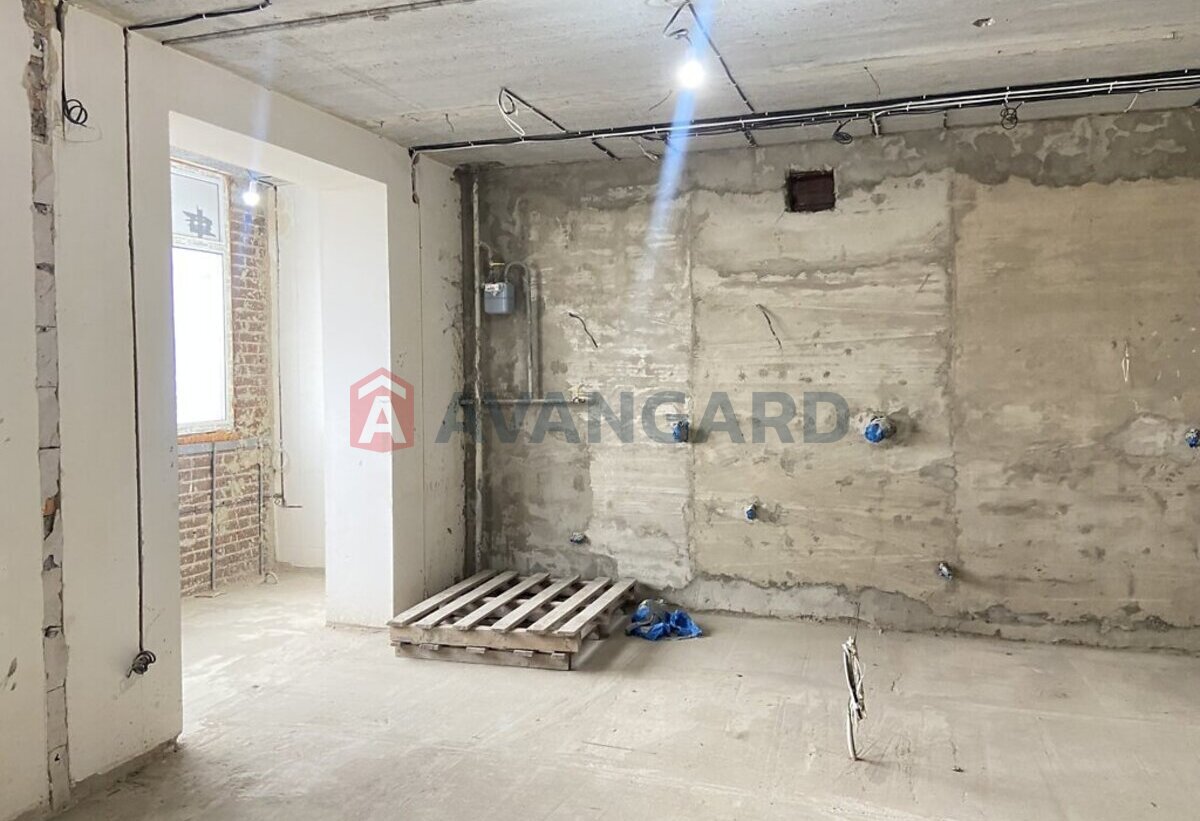 2 ��. ��������, 89/44/22 ��. �., 11/12 ������ ���� 3