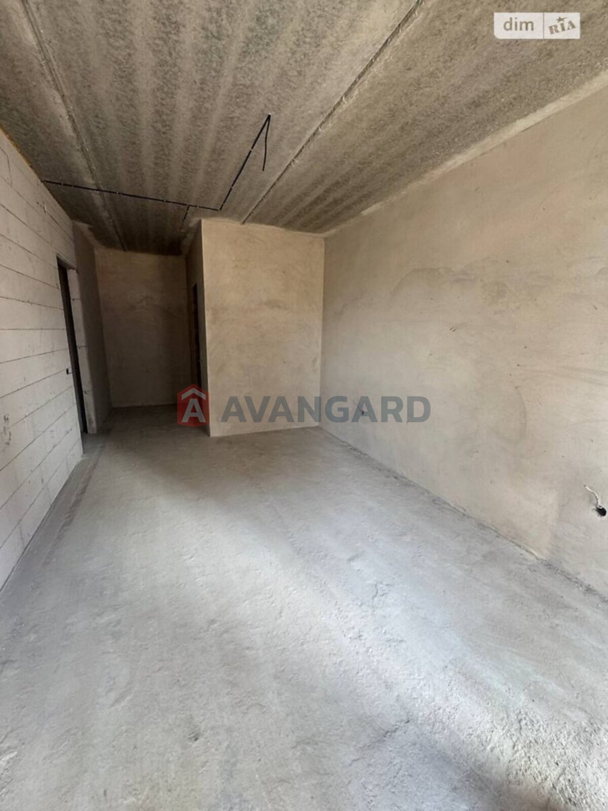 2 ��. ��������, 68/34/20 ��. �., 3/10 ������ ���� 6