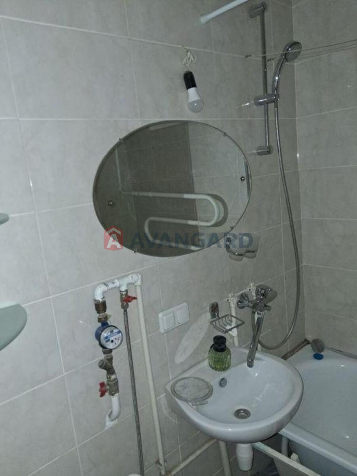 1 ��. ��������, 32/-/6 ��. �., 2/5 ������ ���� 15